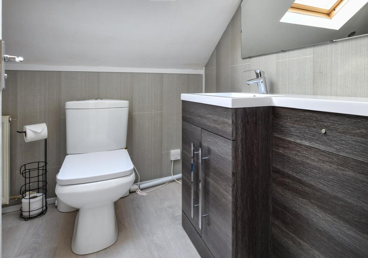 Sunnydale Apartment Ланбедрог Екстериор снимка